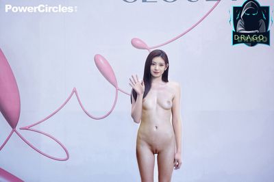 Yiren - nude
