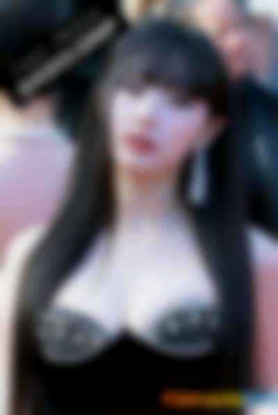 Giselle - cum on face