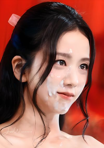 Jisoo - cum on face