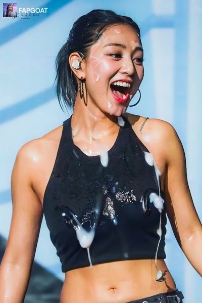 Jihyo - cum on face