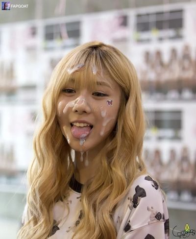 Yoohyeon - cum on face