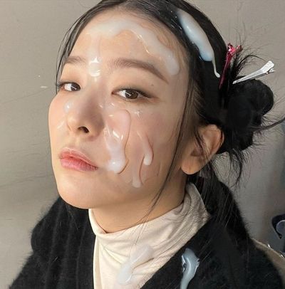 Seulgi - cum on face