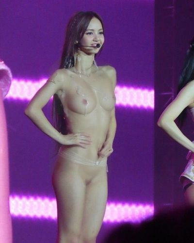 Lisa - nude