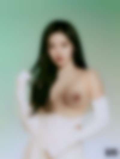 Karina - nude