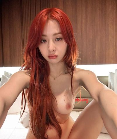 Yunjin - naked