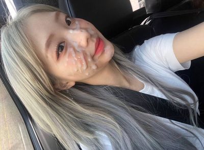 Yeojin - cum on face