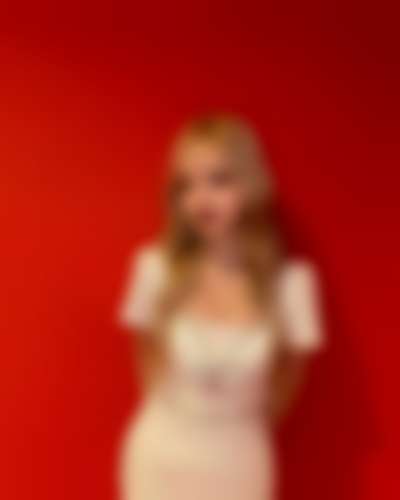 Liz - nude