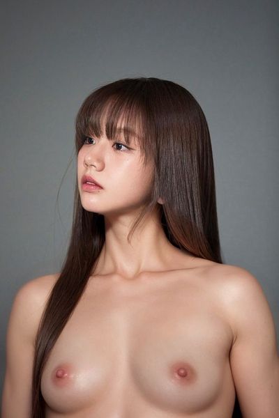 Hyeri - naked