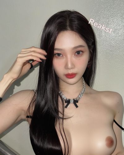 Joy - naked
