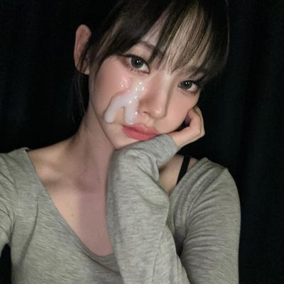 Karina - cum on face