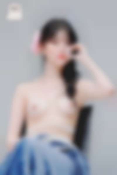 Jiheon - naked