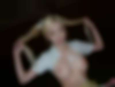 Gahyeon - shows boobs