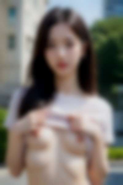 Bona - shows tits
