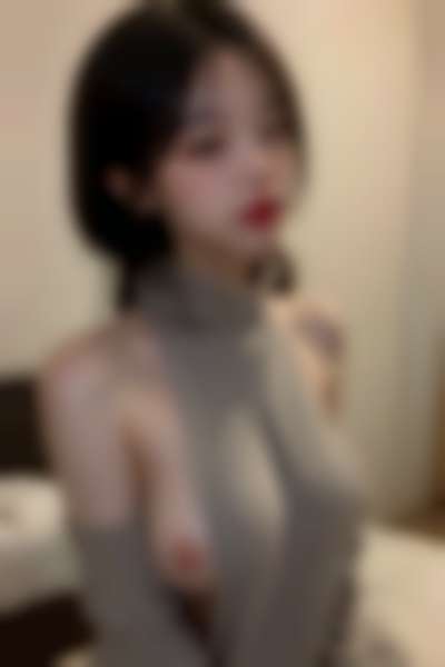 Hina - shows boobs