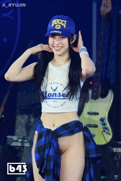 Ryujin - naked
