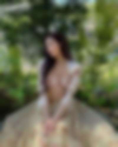 Sana - shows tits