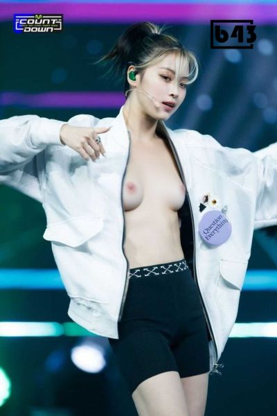 Ryujin - shows tits