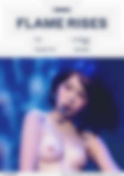 Chaewon - shows tits