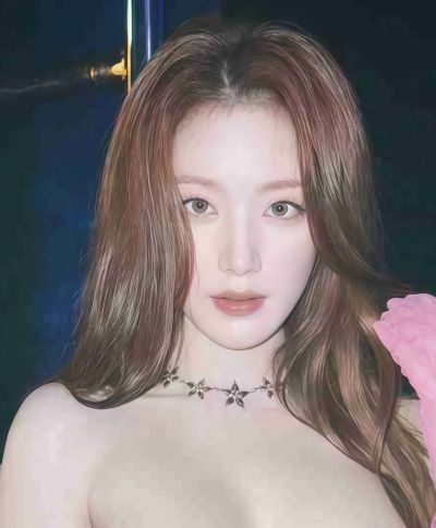 Shuhua - shows boobs