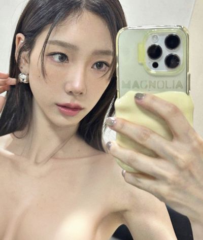 Taeyeon - naked