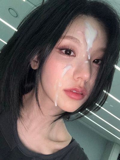 Yeji - cum on face
