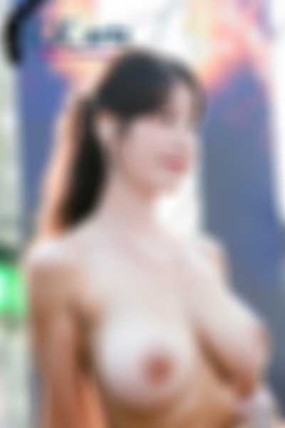 IU - big boobs on street