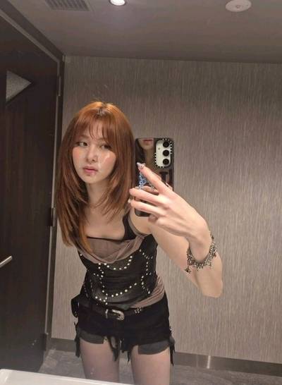 Yunjin - cum on face