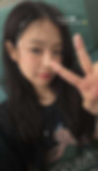 Jennie - cum on face