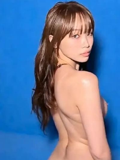 Chaewon - nude