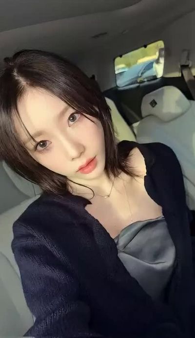 Taeyeon - cum on face