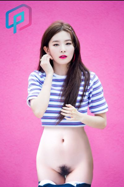 Seulgi - shows pussy