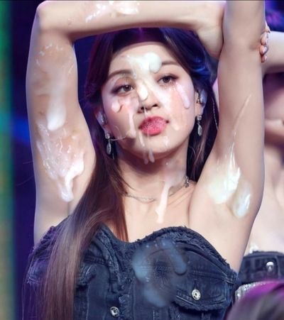 Jihyo - bukkake