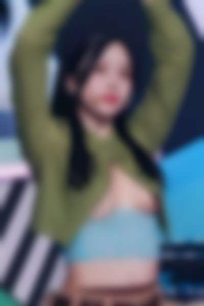 Mina - shows tits