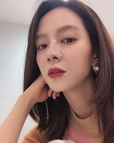 Song Ji-hyo - cum on face