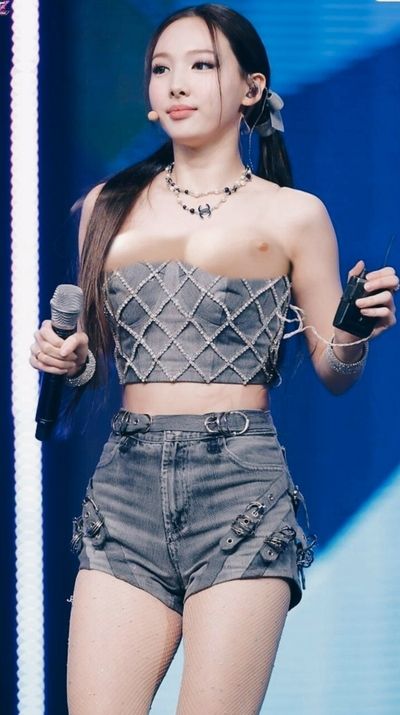 Nayeon - nude