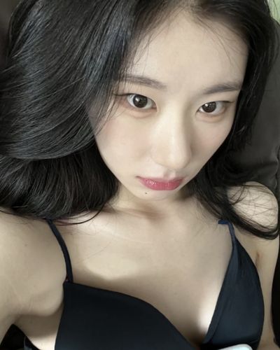 Chaeryeong - softcore; big tits spewing out