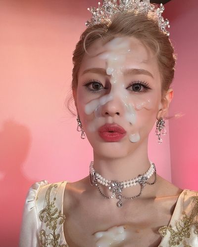 Miyeon - cum on face