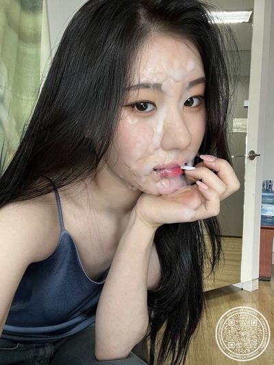 Chaeryeong - cum on face